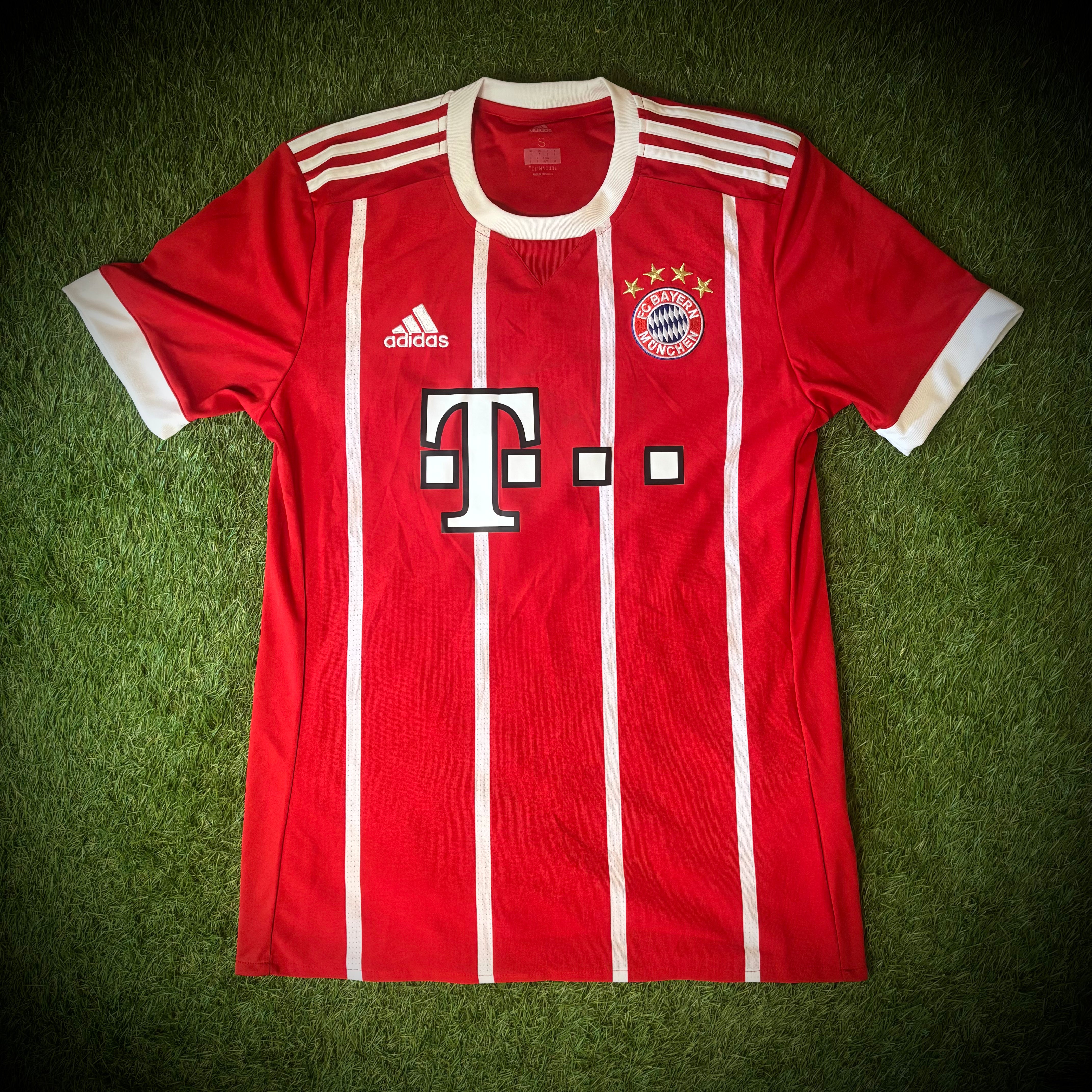Bayern Munich 17/18 Home Shirt KIMMICH 32