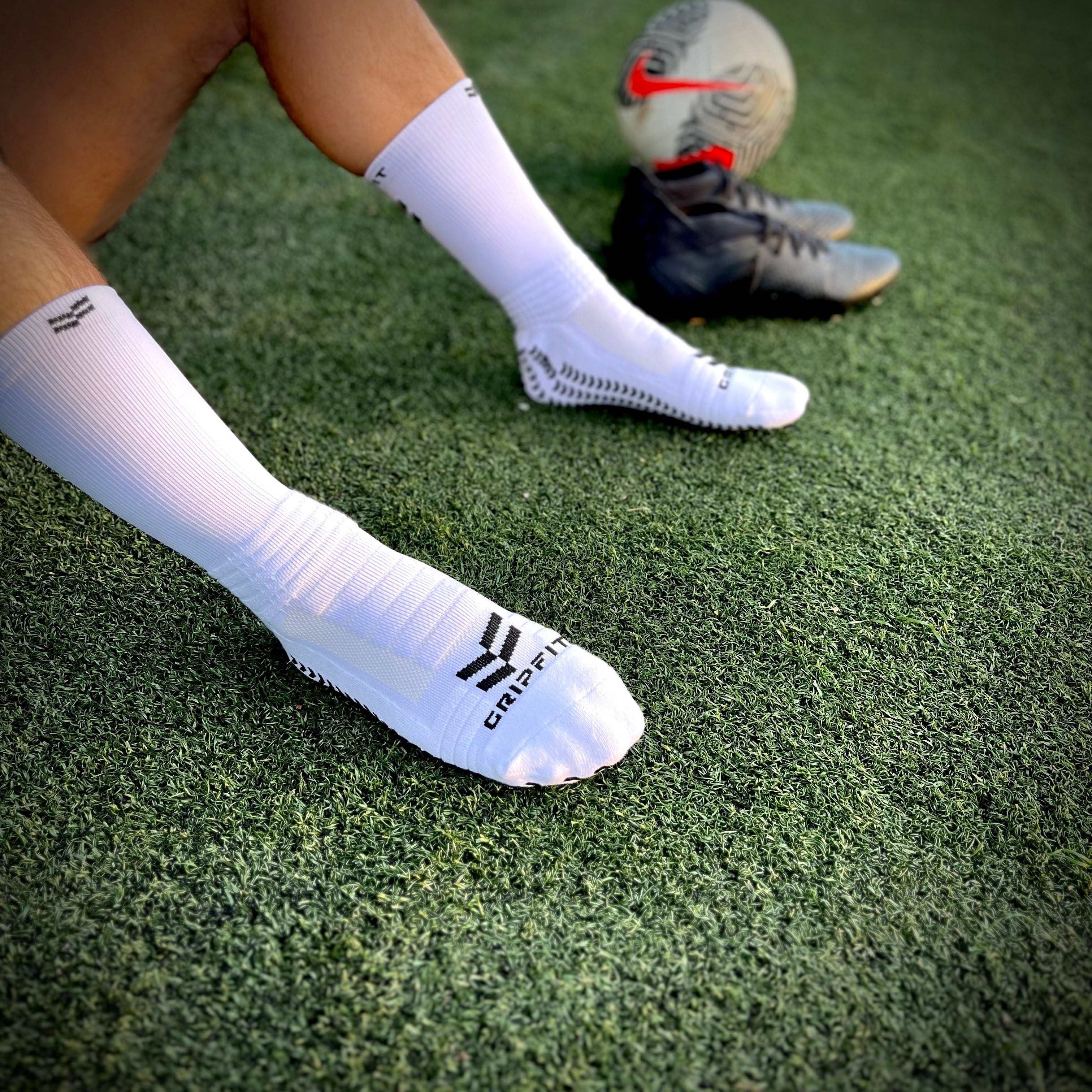 Elite Pro Grip Socks Midcalf Length - White